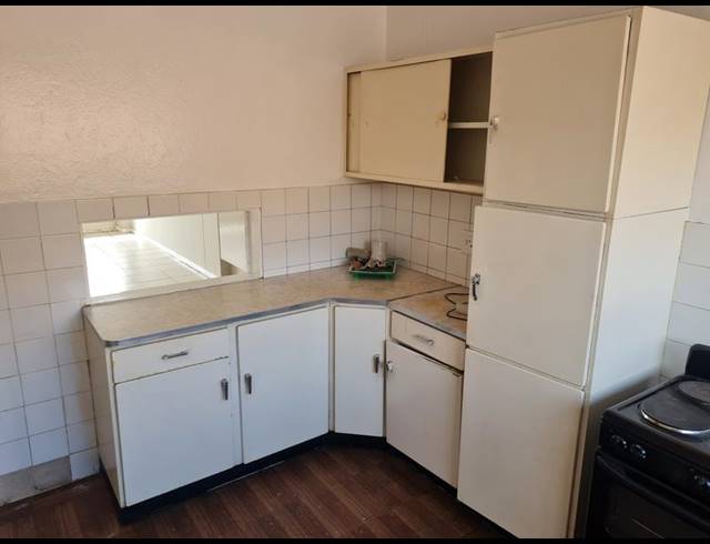 2 BEDROOM PROPERTY TO RENT IN FLORIDA PARK